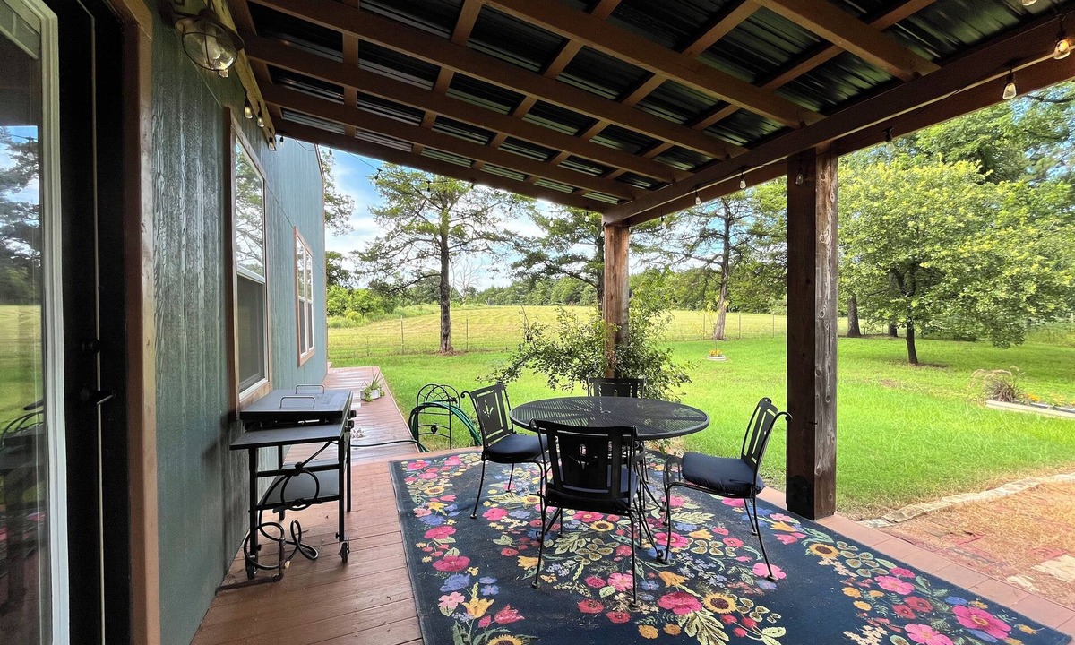 Stillwater Cottage | Peaceful Boho Retreat Nestled in the Woods – 5 Mins from Downtown