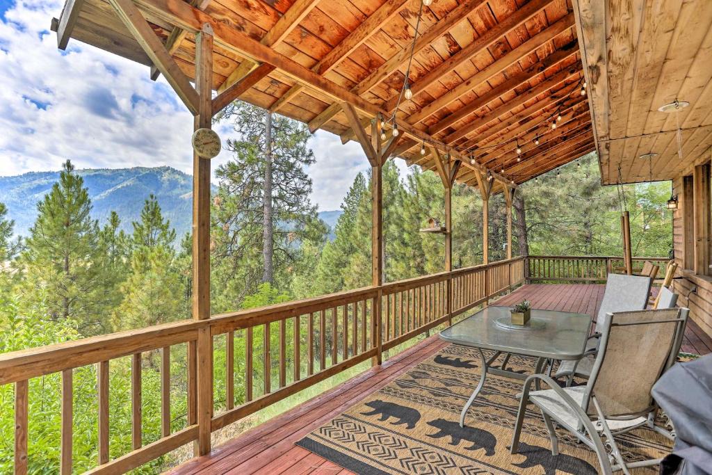 Garden Valley House | Peaceful Cabin w/Mtn + River Views, Fire Pit