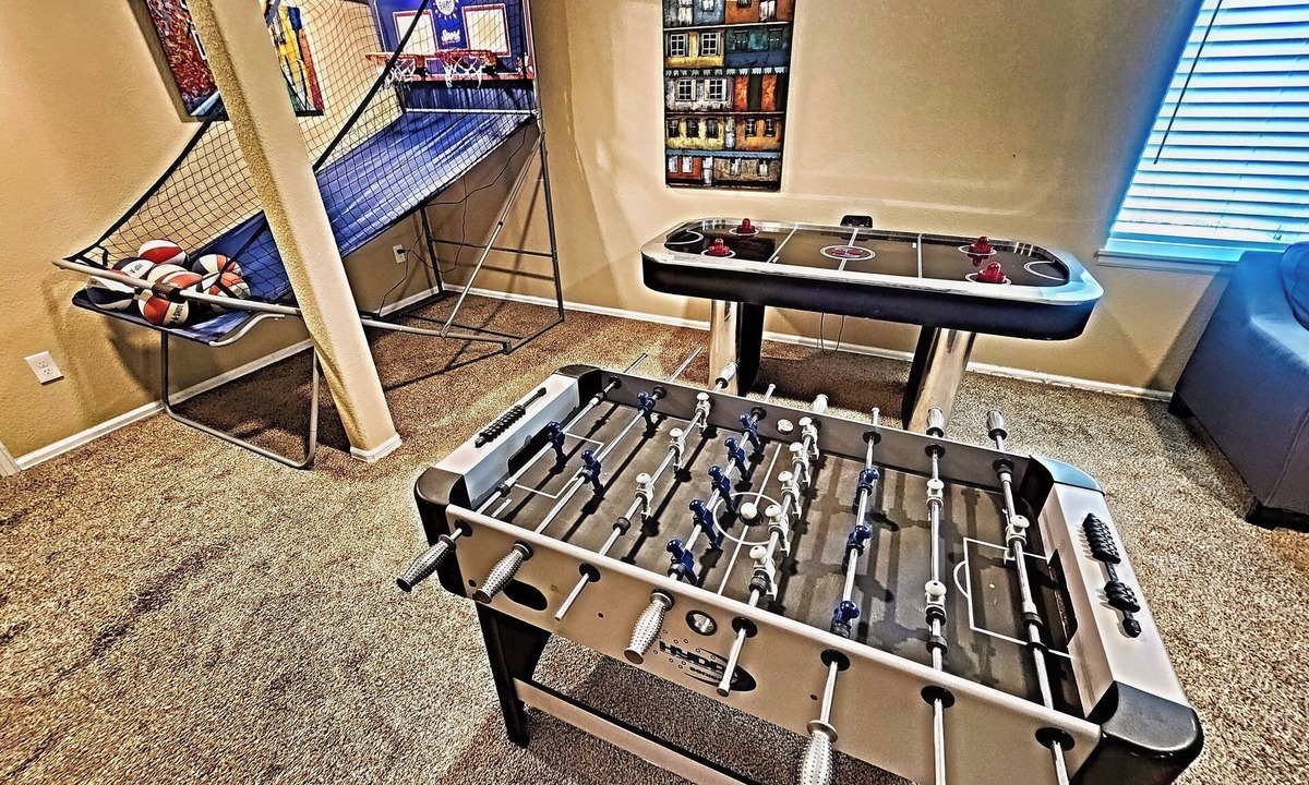 Colorado Springs House | Peaceful Colorado Springs Retreat sleeps 16+