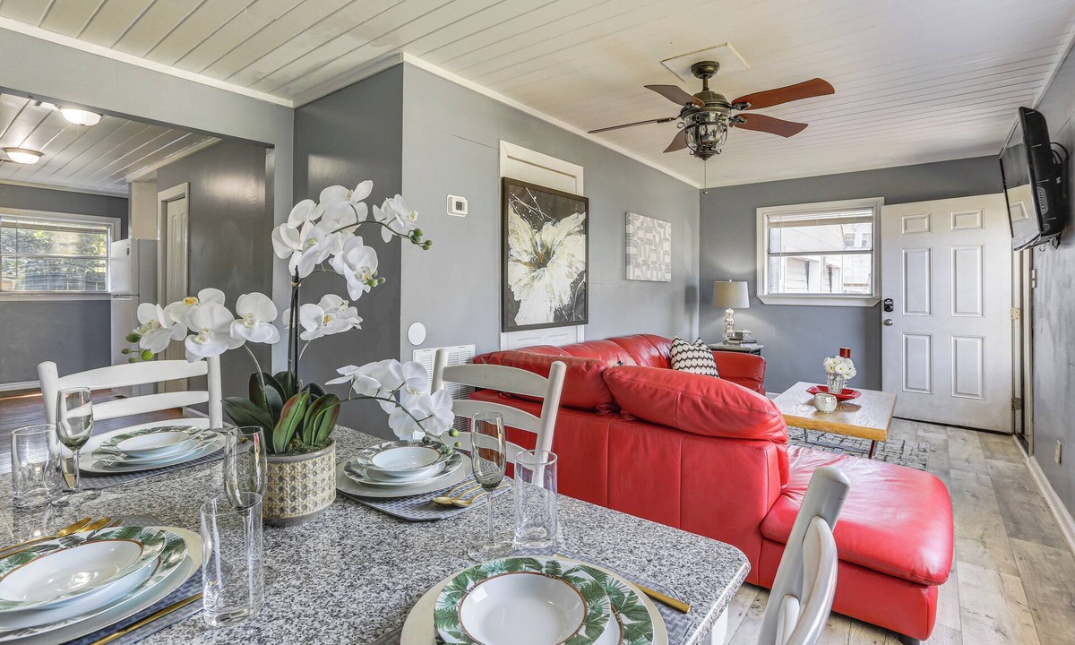 Lakeview  Jefferson County Apartment | Peaceful & Pet Friendly: Port Arthur Apt w/Yard