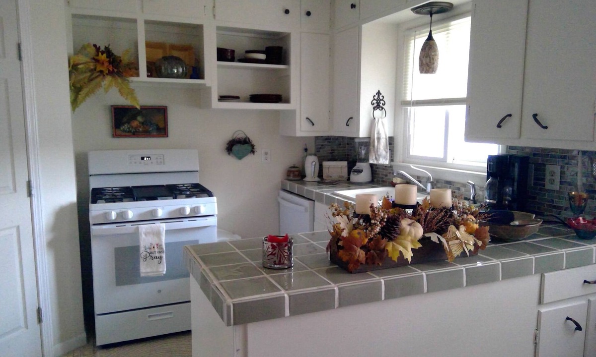 Falls City House | Perfect 1-bedroom house with AC in beautiful Falls City