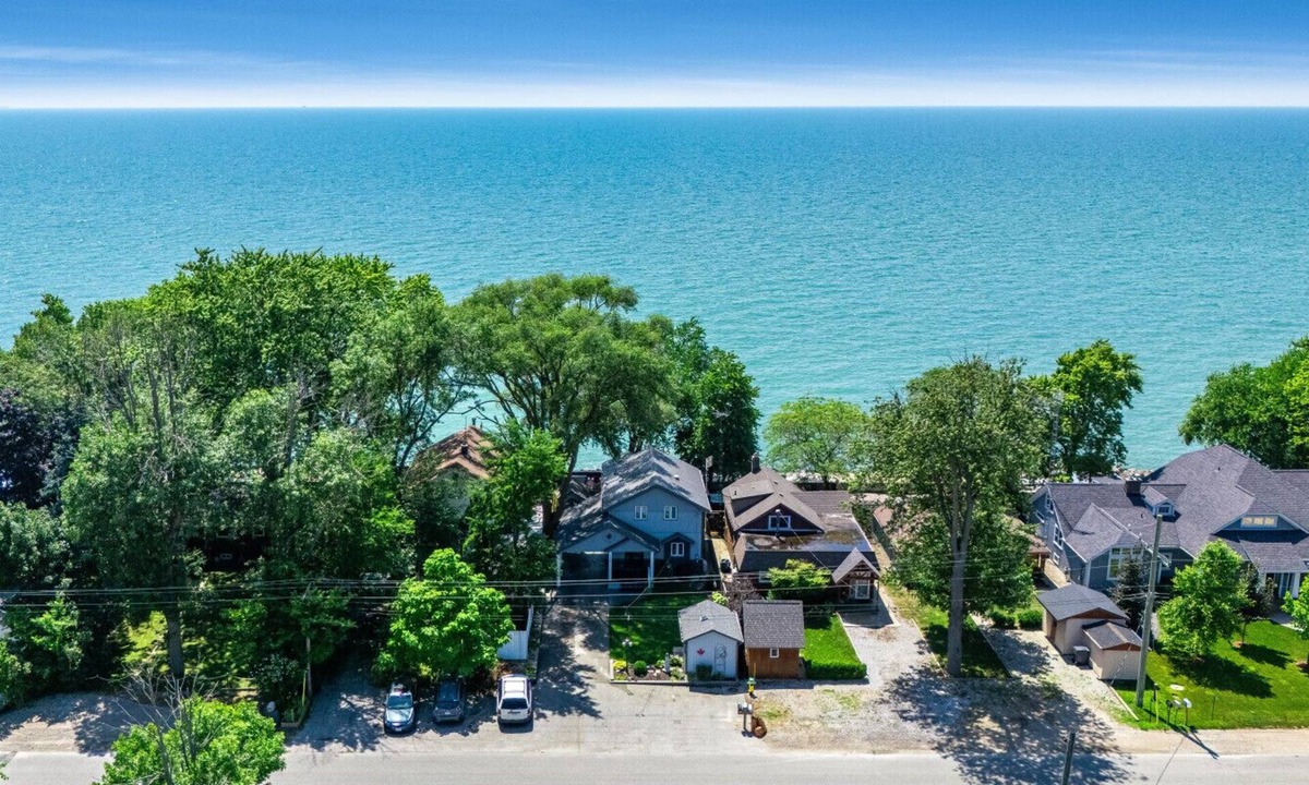 Leamington House | Perfect for accommodating multi-generational getaways
