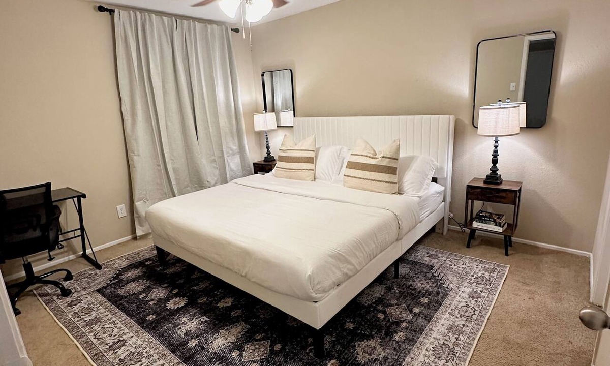 Astrodome Apartment | Perfect for extended stays in Houston med center. 30+ night stays I Free parking