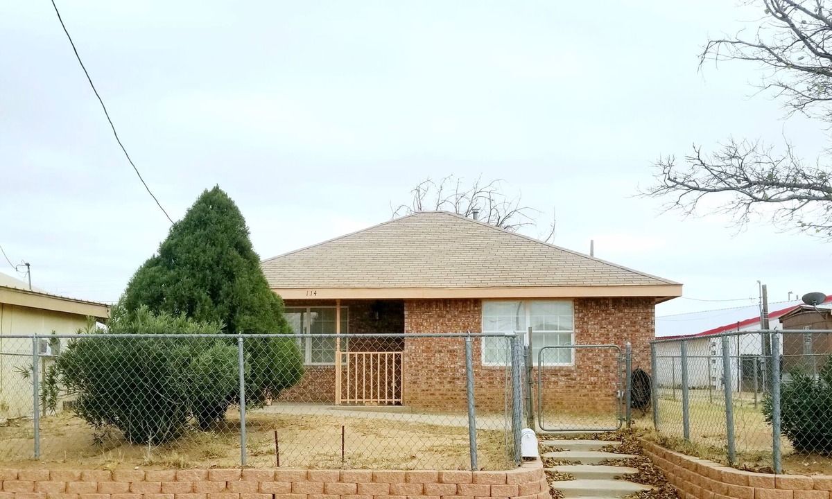Odessa House | Perfect For Travelers and Traveling Nurses Near I-20