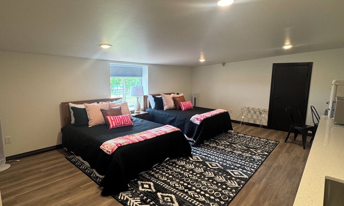 Guthrie House | Perfect place to stay for events at the Lazy E arena.