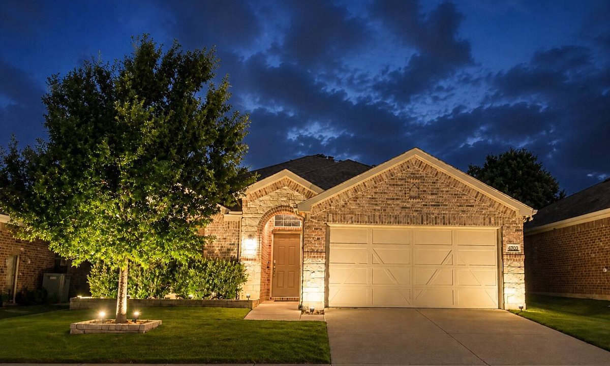 Lincoln Park House | Perfectly Situated, Beautifully Styled - Little Elm Beach & PGA Frisco