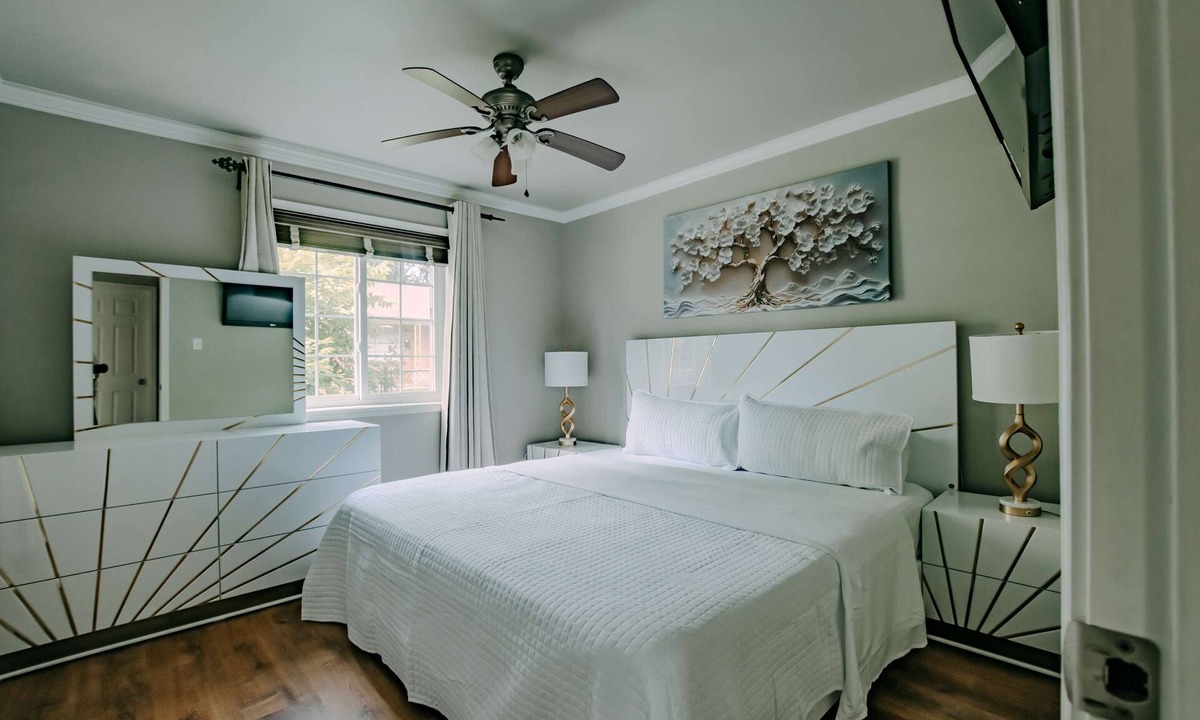 Nacogdoches Apartment | Pet-Friendly 2BR · Laundry · Monthly Stays OK