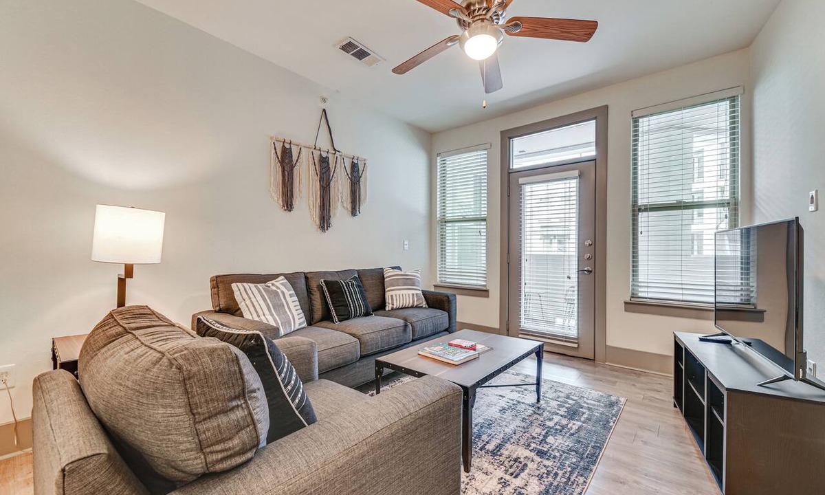 Cityplace Condo | Pet-Friendly Condo w/Community Perks in Dallas!