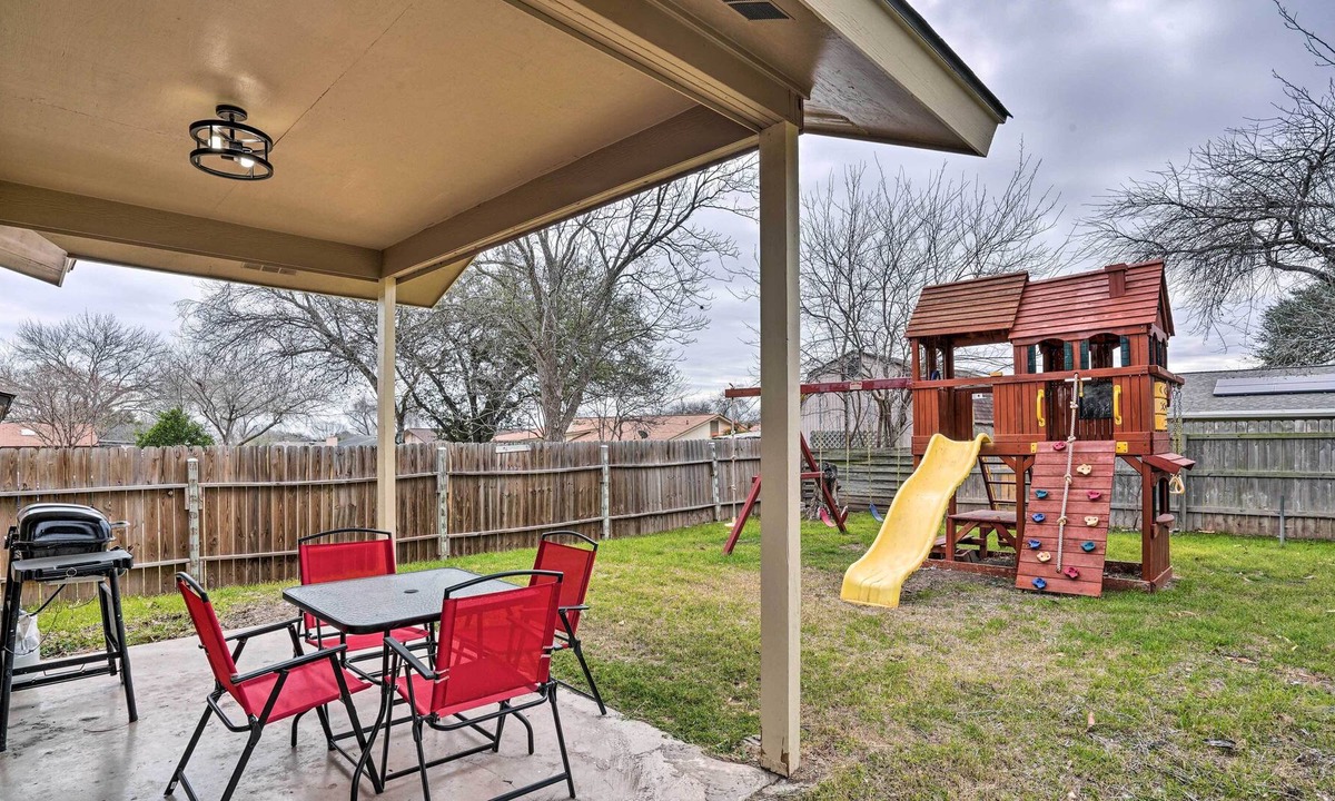 Heritage House | Pet-Friendly San Antonio Vacation Rental!