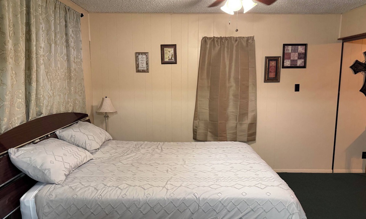 Big Spring Apartment | Pleasant 1-bedroom studio with AC in charming Big Spring