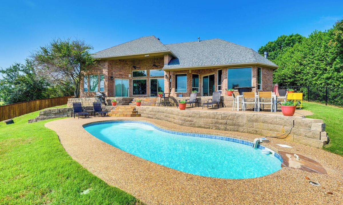 Little Elm House | Poolside Fun! Private Lakefront Little Elm Escape