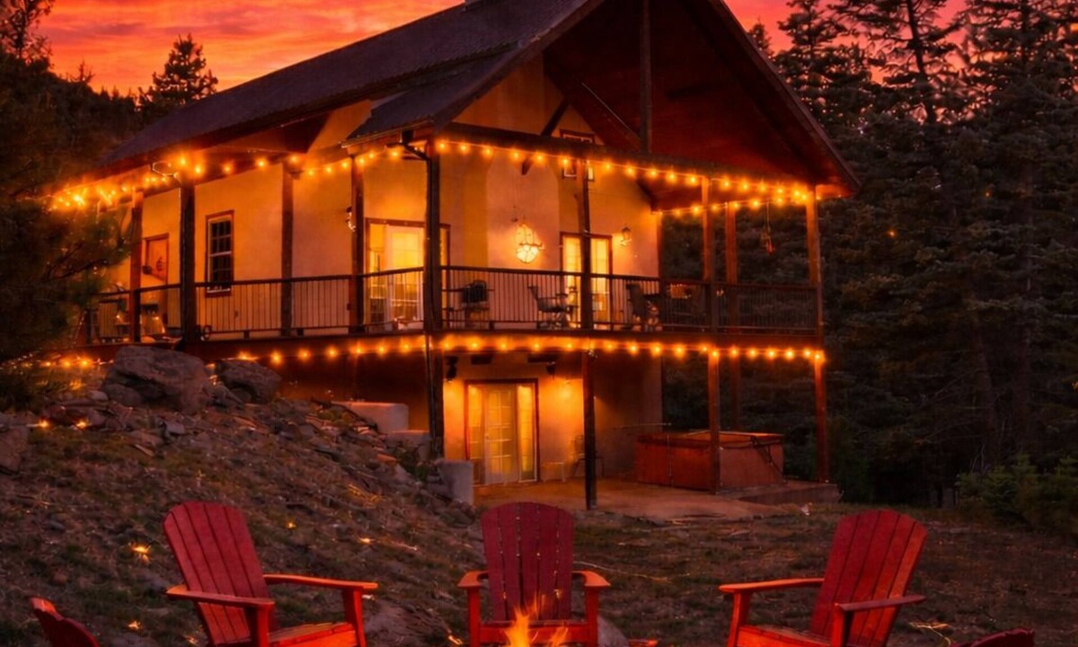 Guadalupita House | Private Mountain Lodge Hot Tub Fire Pit Near Angel Fire-Spectacular Views