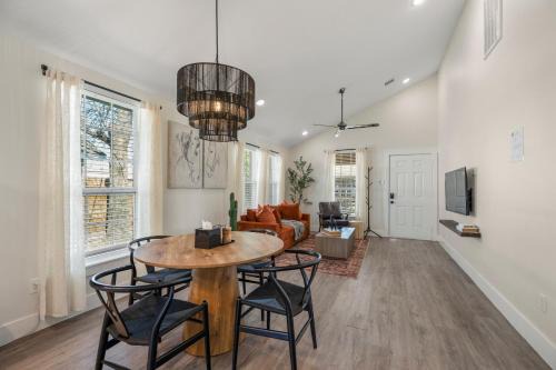Greater East End Villa | Pythagoras Place at East End Revitalized