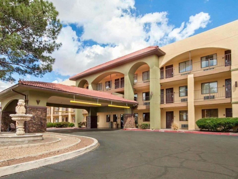 Biggs Field Hotel | Quality Inn Airport East