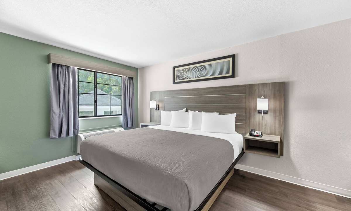 Kilgore Hotel | Quality Inn & Suites Kilgore-Longview