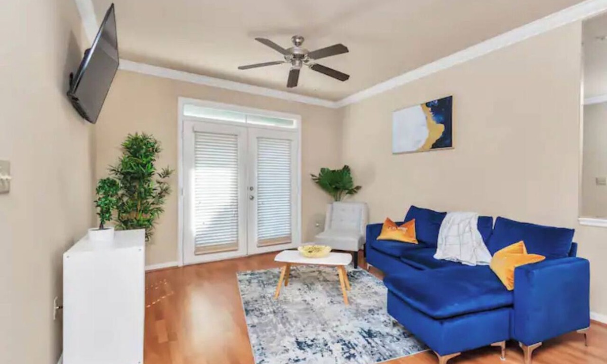 Astrodome Condo | Quiet 1BR w Patio - Near Med Center, NRG, GRB & Galleria