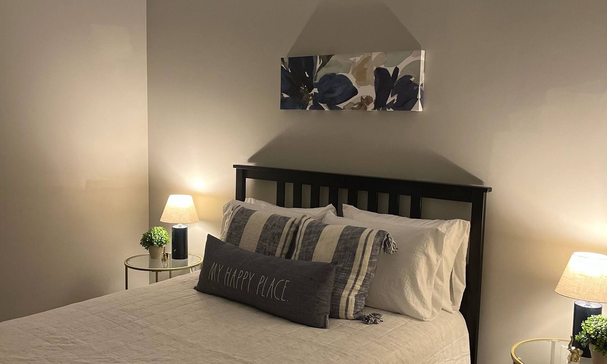 Ballpark Apartment | Quiet, pet friendly home DT Denver - 10 min walk to Coors Field