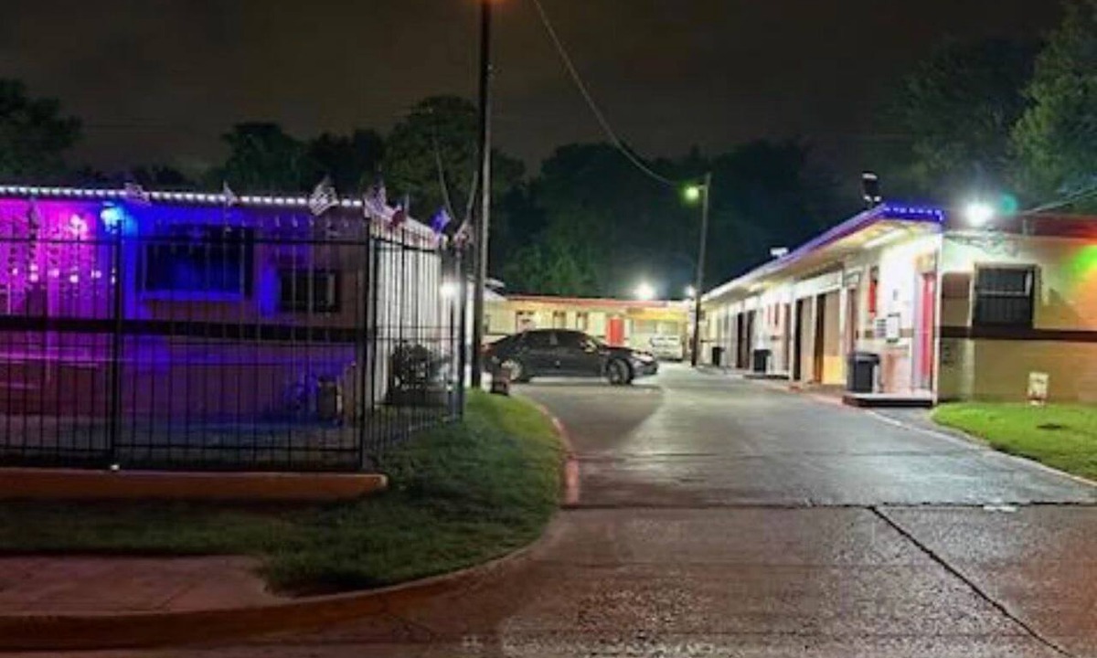 South Dallas - Fair Park Hotel | RED DOOR MOTEL