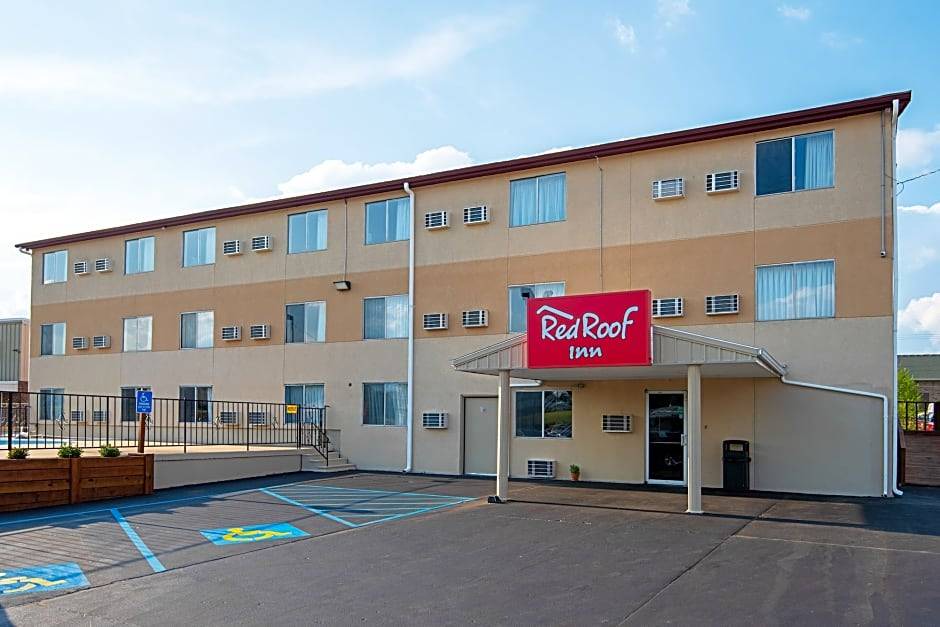 Cameron Hotel | Red Roof Inn Cameron