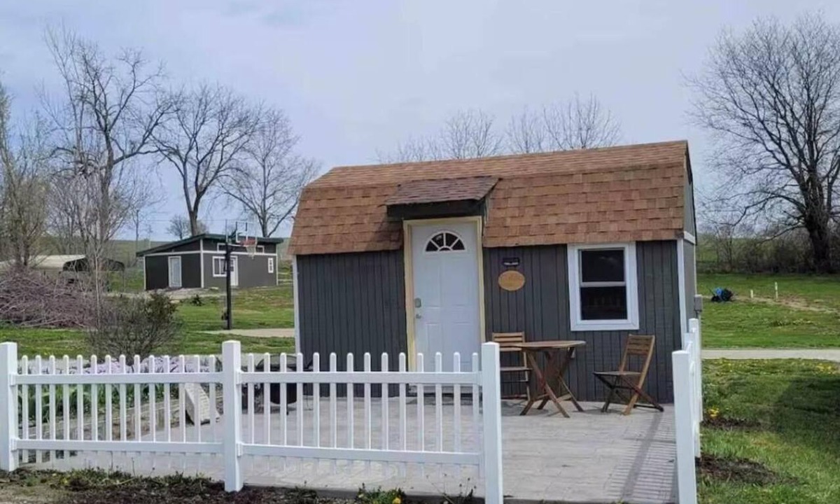Andrew County Hotel | Relax & Explore in our Tiny Cabin for two at AOK Campground