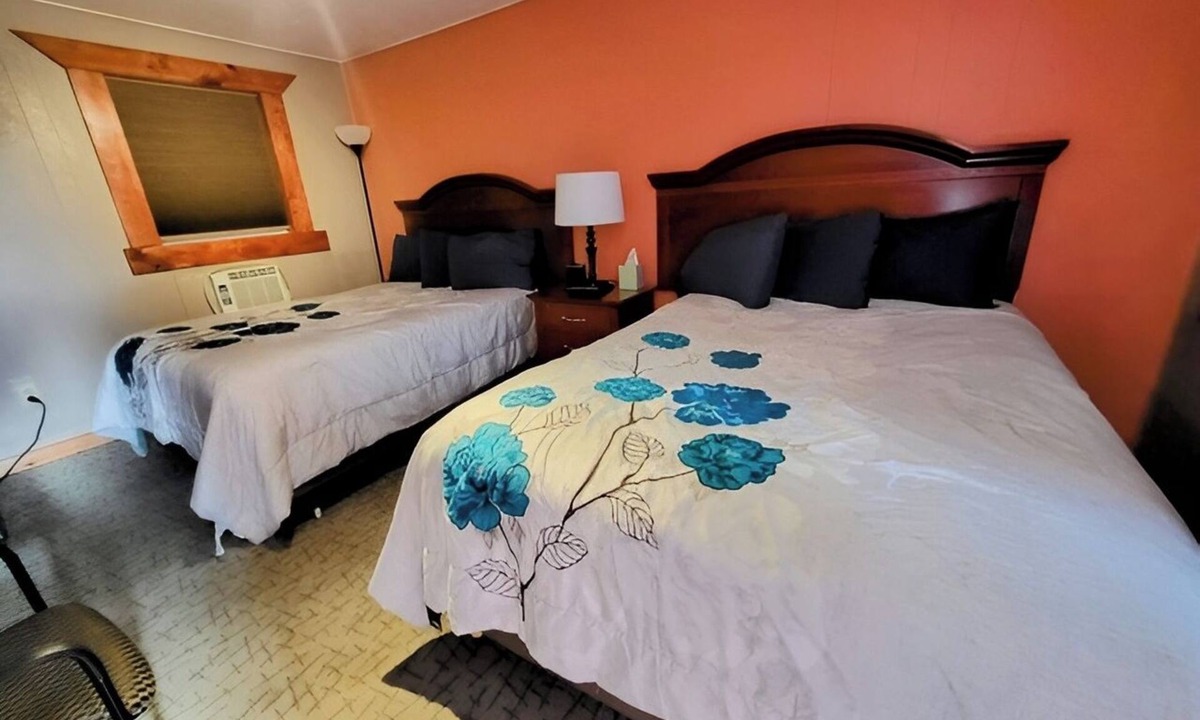 Gettysburg Hotel | Relaxing, Affordable Room in Central Gettysburg Area for Budget Travelers