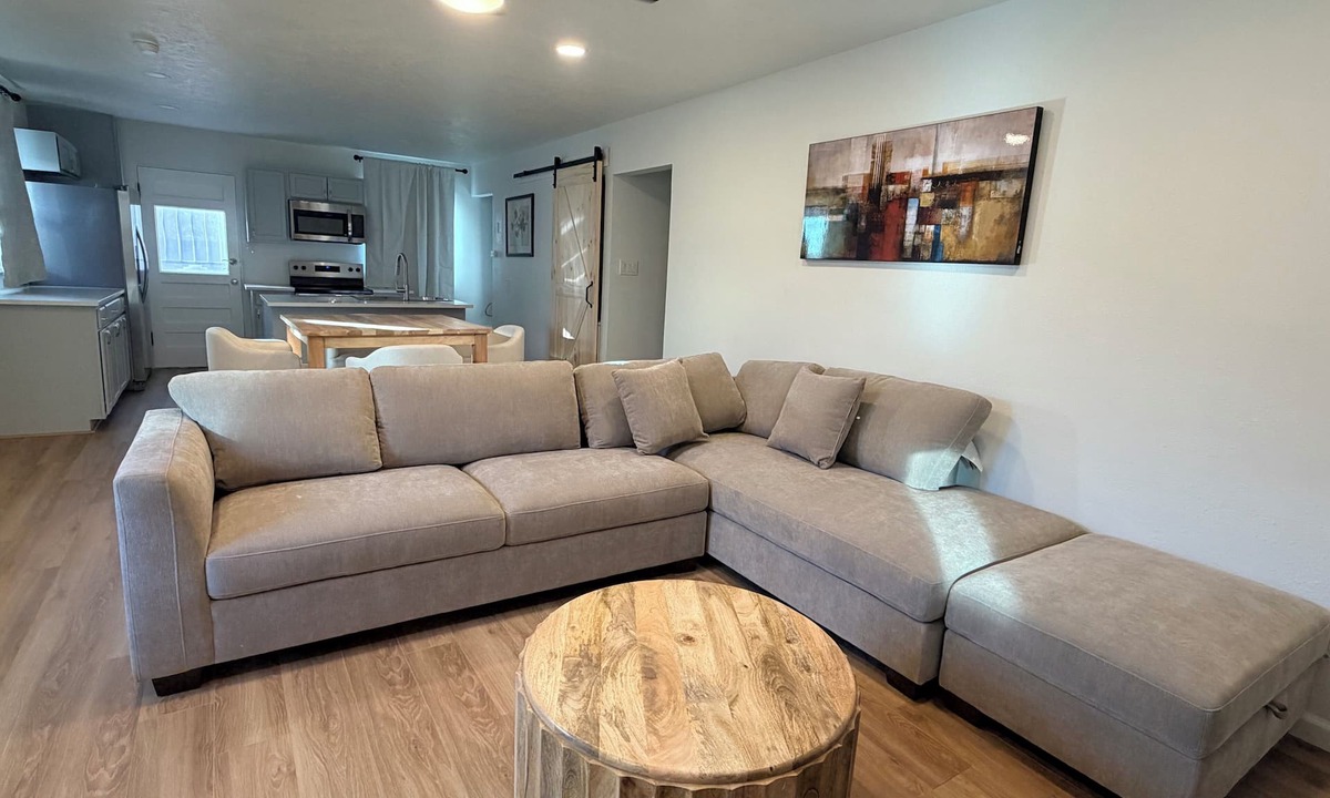 Nob Hill House | Remodeled 2 br home in Nob Hill with AC, and garage.