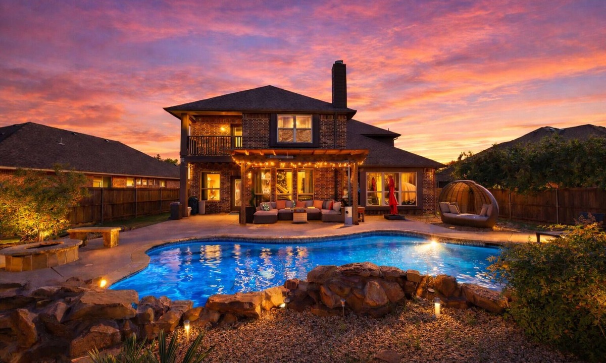 Denton County Villa | Resort Pool - Heated or Chilled, Game Room, Fire Pit, Near PGA Frisco & Denton!