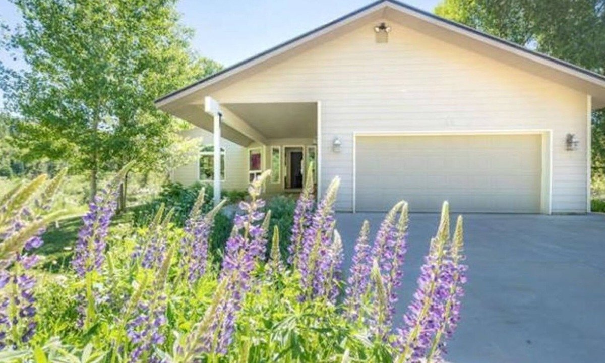 San Juan River Village House | Riverfront Home-Fenced Yard/Pet Friendly