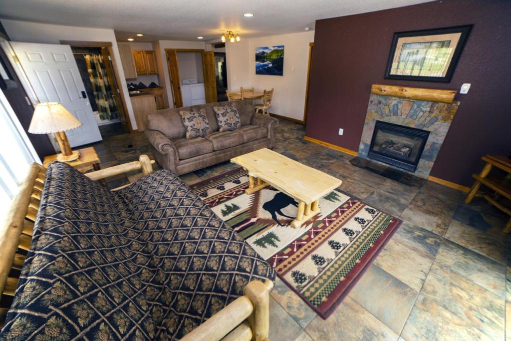 Estes Park House | Rocky Mountain Retreat 1A by Rocky Mountain Resorts
