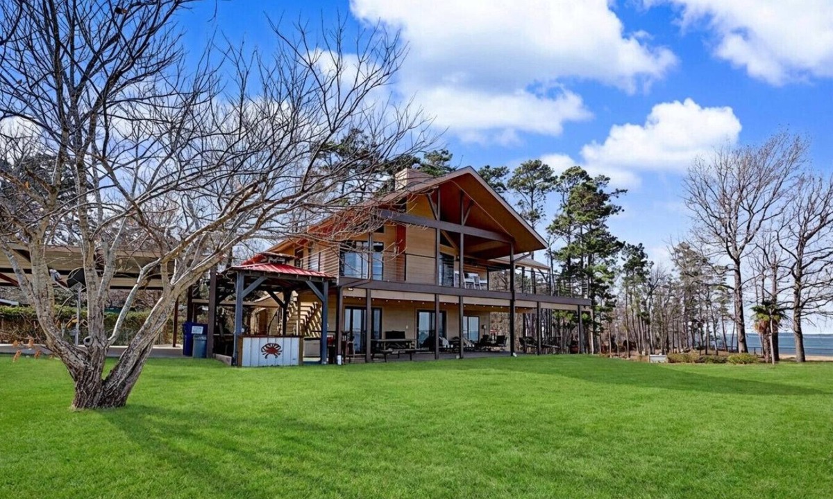 Jasper House | Rollingwood Retreat - Waterfront