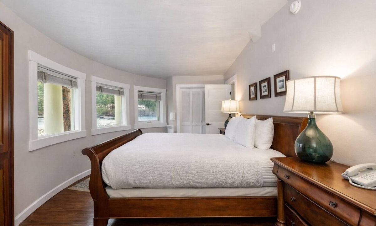 Rosario Hotel | Rosario Village Ocean Front Round House Hikes