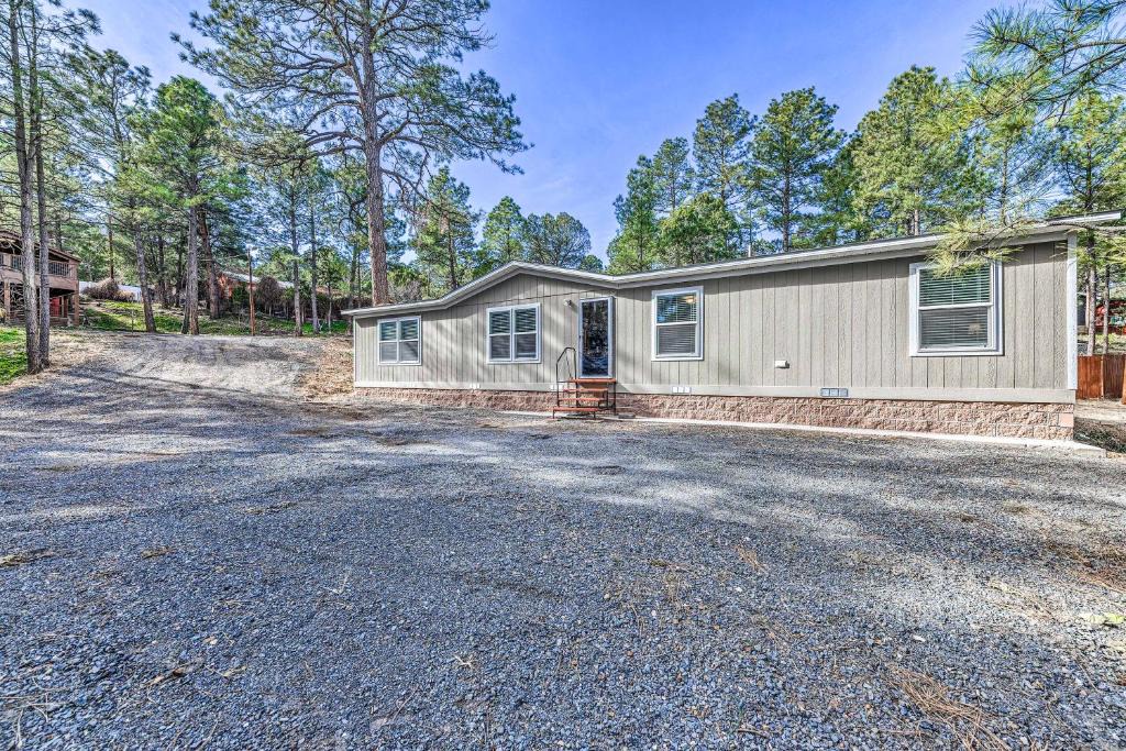 Ruidoso Downs House | Ruidoso Home Near Golfing, Hiking & Shopping