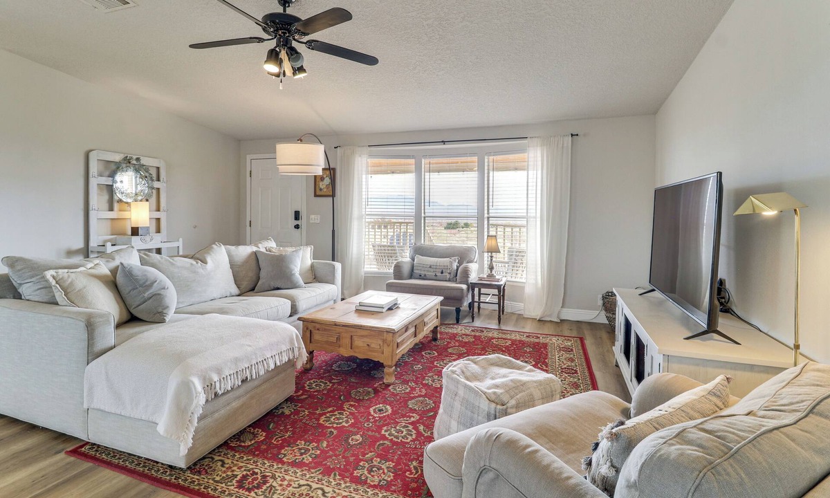 Rio Rancho House | Scenic Sandia Mtn Views! Cozy Rio Rancho Retreat
