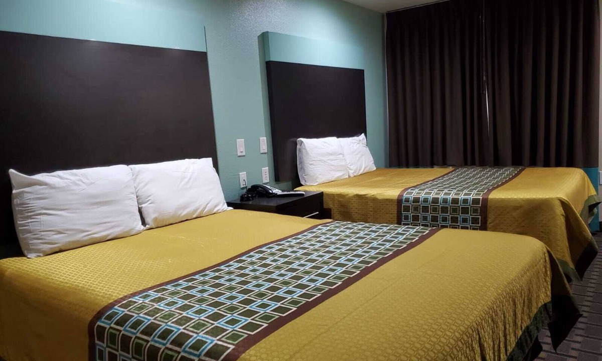 Fort Worth Hotel | Scottish Inns White Settlement