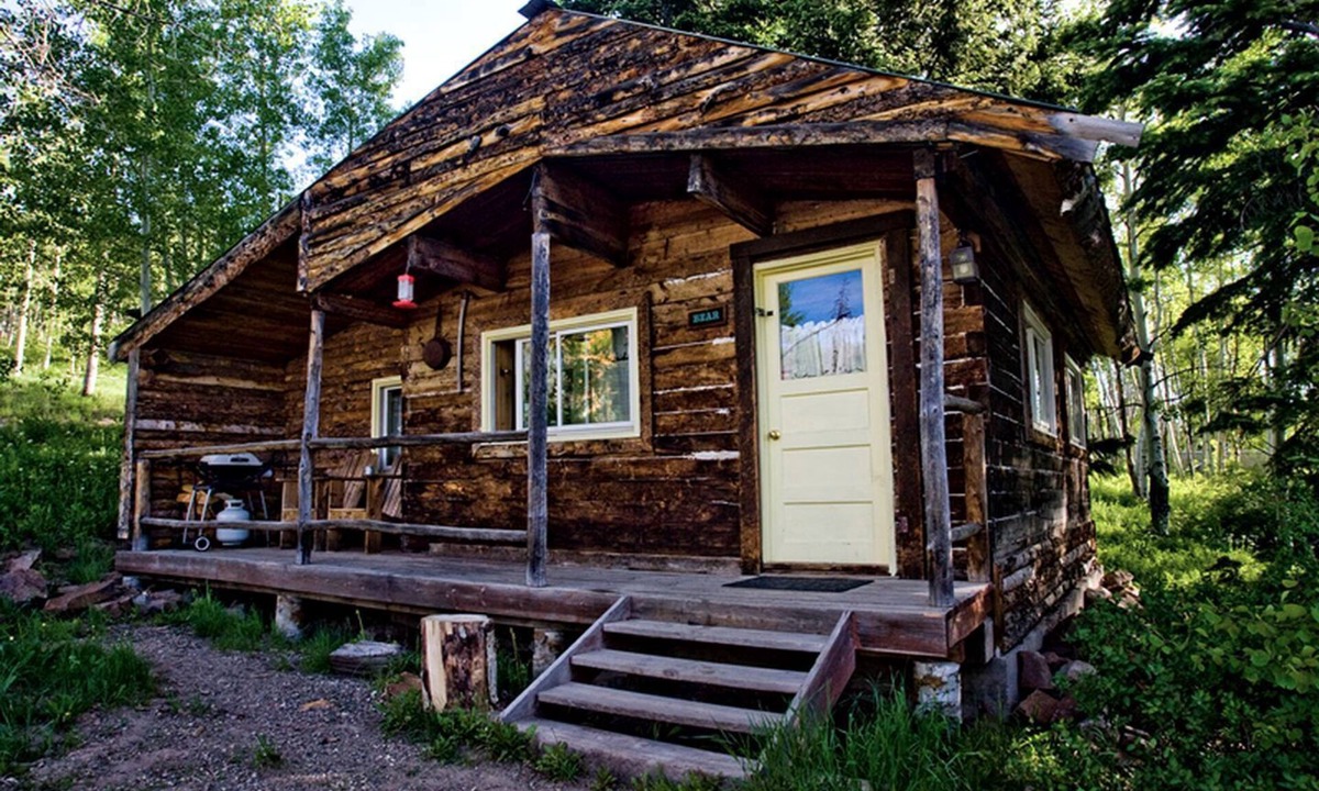 Clark Cabin | Secluded Cabin Rental with Mountain Views in Clark, Northern Colorado
