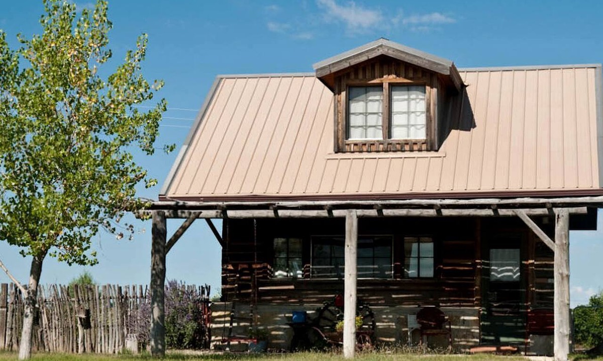 Rocky Ford Cabin | Secluded Rustic Cabin Rental on Cattle Ranch near Lake Pueblo State Park, Colorado