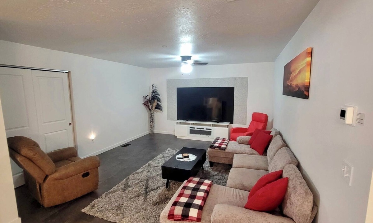 Kellogg Condo | SilverStrike Condos Great Place To Hang Your Boots. Close to Gondola.