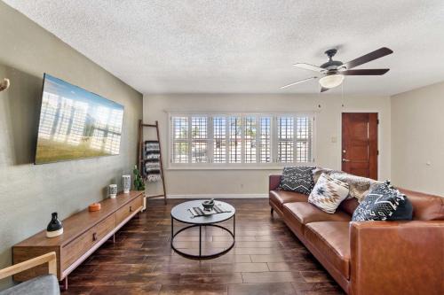 El Paso House | Southwestern Modern 4 Bedroom