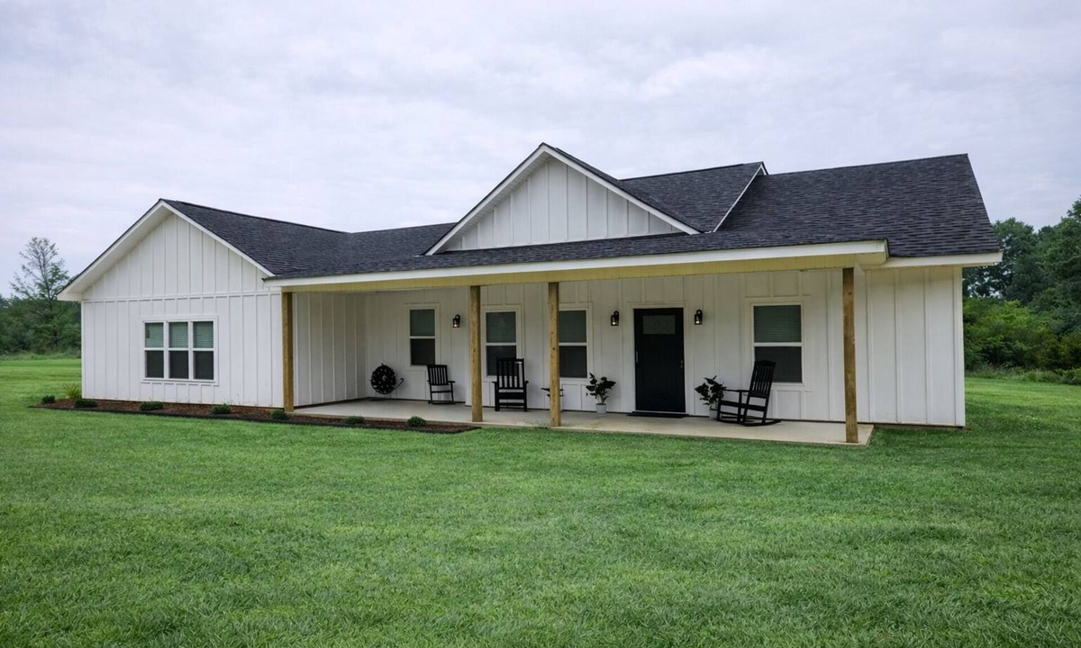 Good Hope House | Spacious 3BR Home w/Bounce House Arcade room & Luxury Massage Chair