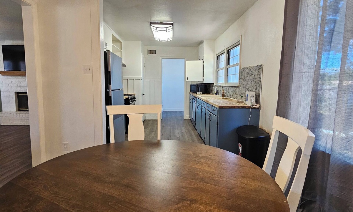 Lubbock House | Spacious 4BR 2BA house in central Lubbock with a park practically next door!