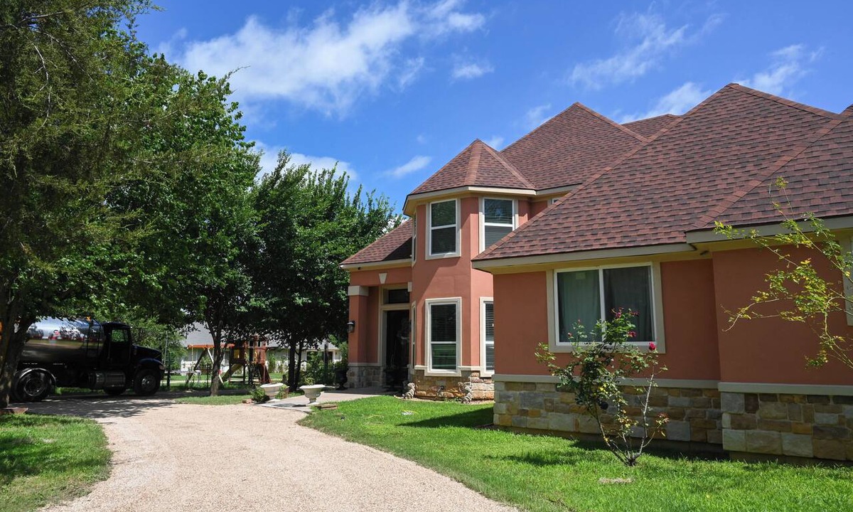 Mansfield House | Spacious 5-bedroom house in marvelous Mansfield with AC