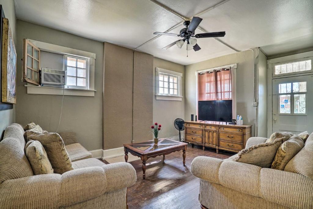 Downtown El Paso Apartment | Spacious Downtown El Paso Apt about 1 Mi to UTEP