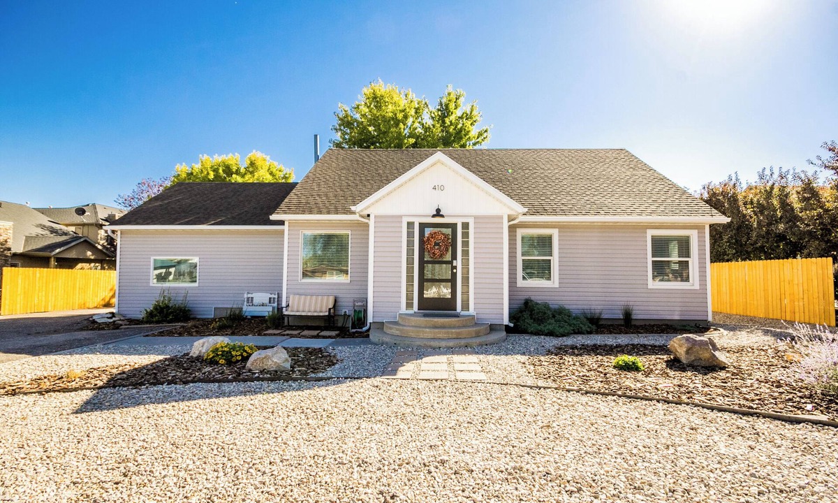 Vernal House | Split Mtn Villa