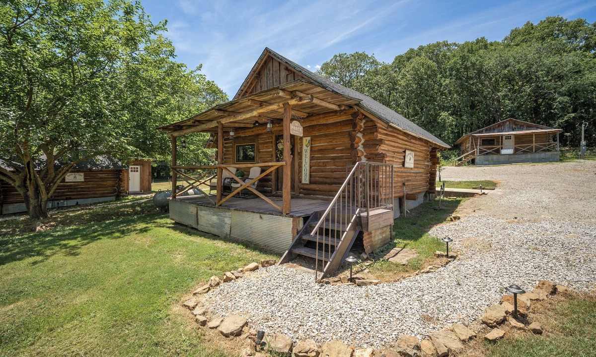 Rudy Cabin | Spring Hill Farm Cabins