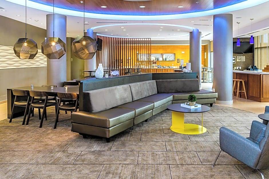 El Lago Hotel | SpringHill Suites Houston NASA/Seabrook