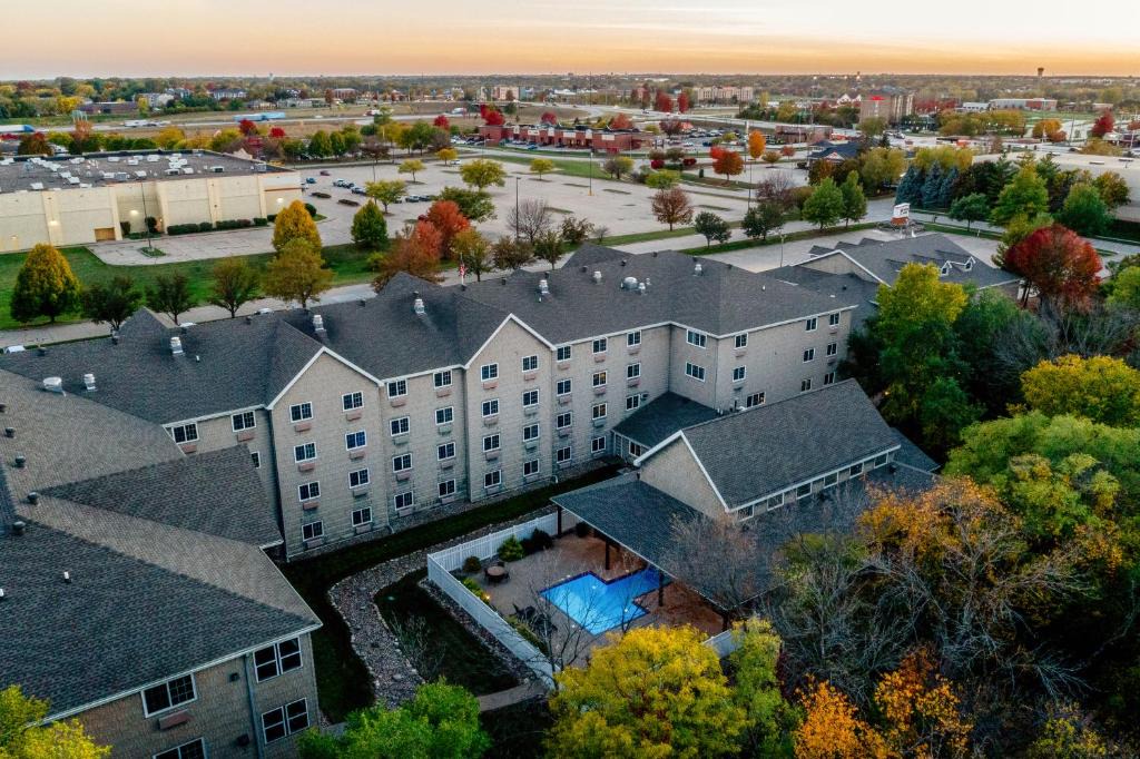 Johnston Hotel | Stoney Creek Hotel Des Moines - Johnston