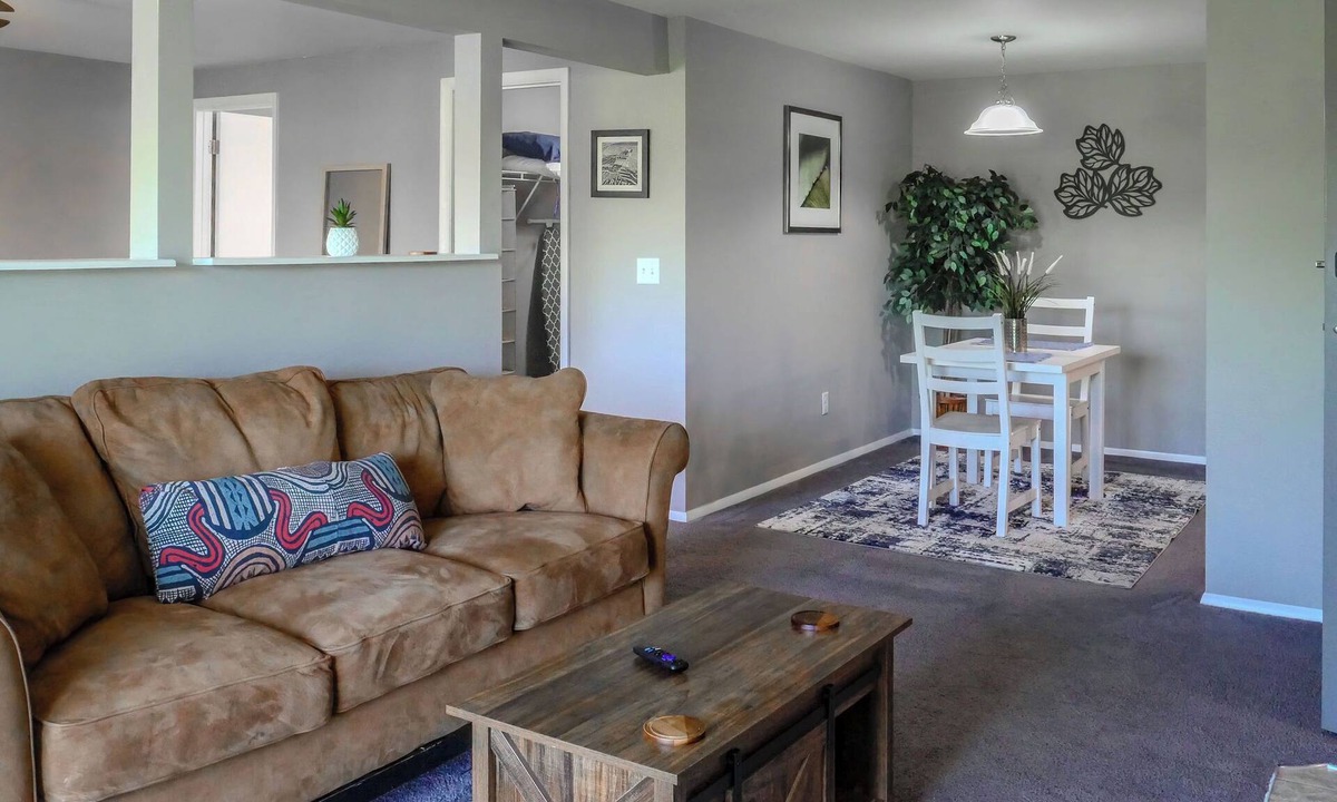 Kettering Apartment | Studio Zen Den - your tranquil home away from home in Kettering OH