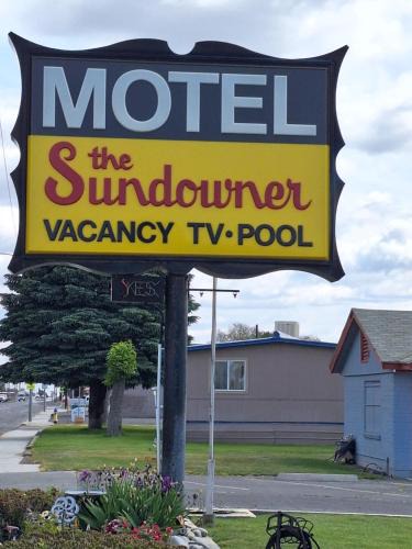 Quincy Hotel | Sundowner Motel