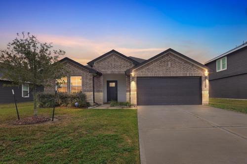 Richmond House | Sunset Creek Sanctuary - Spacious Family Home