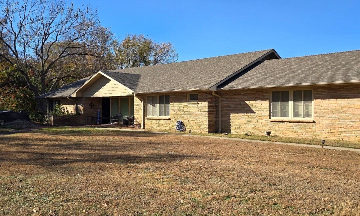 Wewoka House | Sunset Drive!